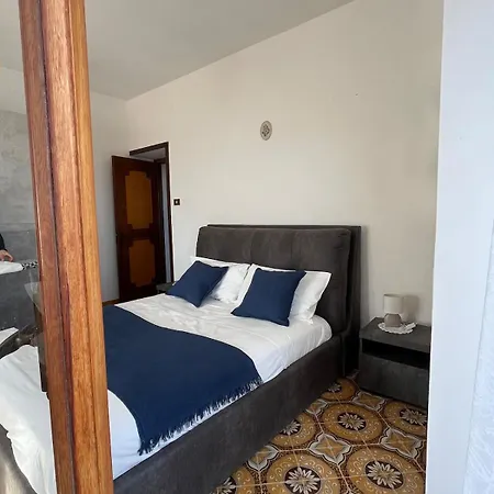 Lägenhet Casa Dali Pianillo